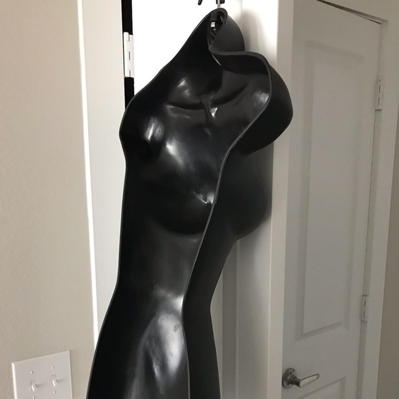 🌺NWOT FEMALE MANNEQUIN - Picture 3 of 5
